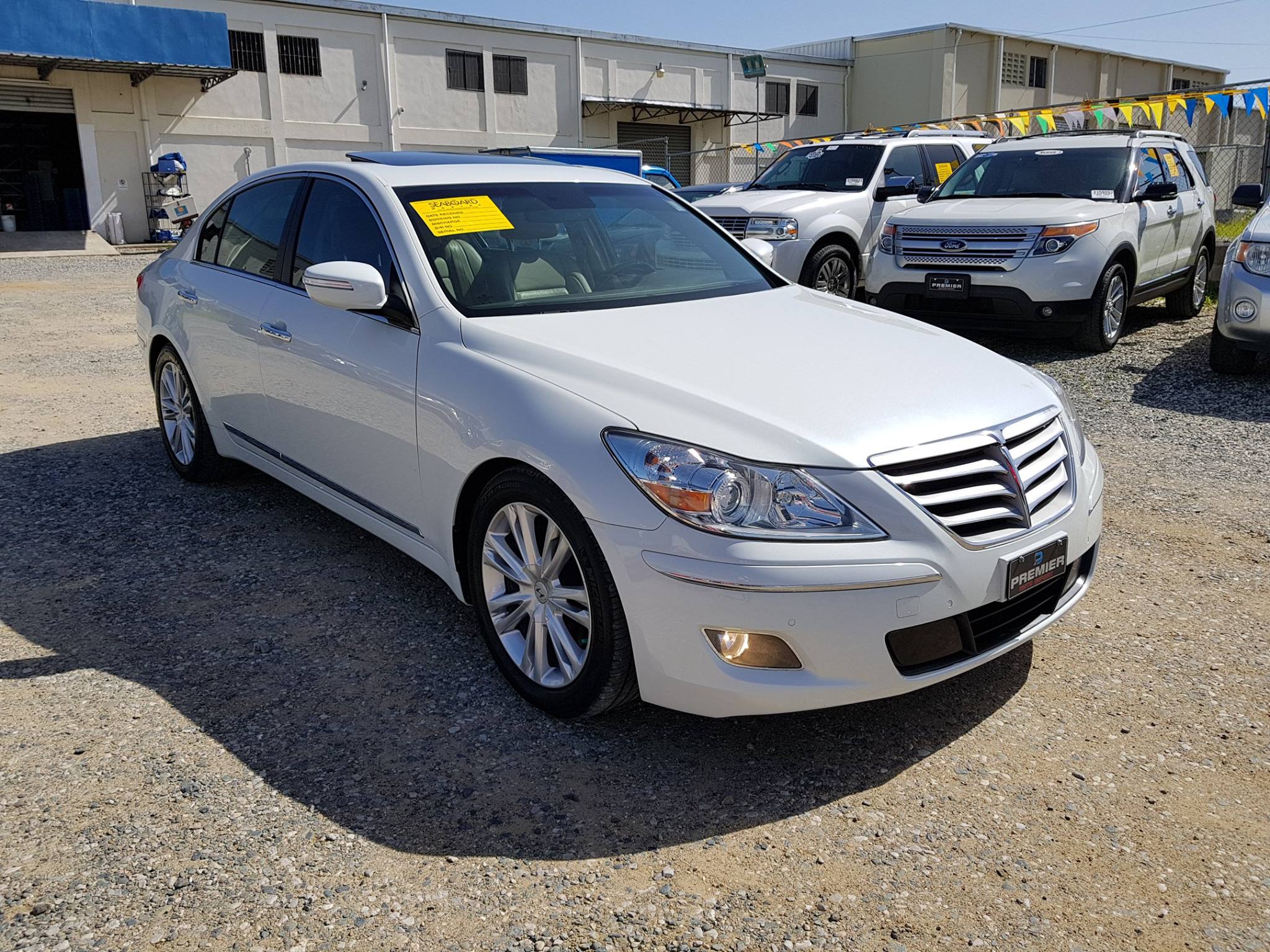 Hyundai Genesis 2010 en renta en Santo Domingo